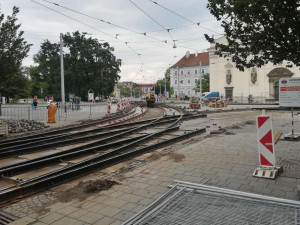 Komplikace v brněnské dopravě kvůli stavbám jsou spíš nárazové, říkají policisté