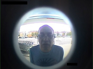 Nepoznáte tohoto muže?