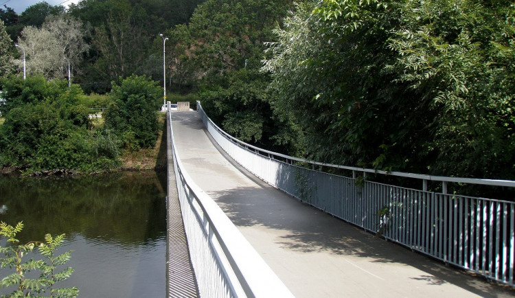 Lávka přes Svratku v Bystrci