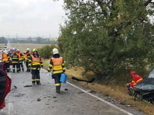 Tragická nehoda u Sokolnic na Brněnsku. Na místě vyhasly dva lidské životy