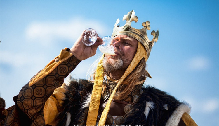 Autor: Michal Sekanina