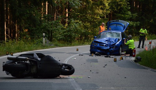 Černé statistiky ze silnic jižní Moravy. Nehod přibylo, úmrtí bylo méně