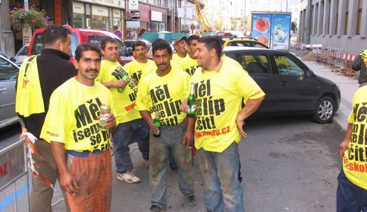 Podle Ústavního soudu je taková forma kampaně pokleslá