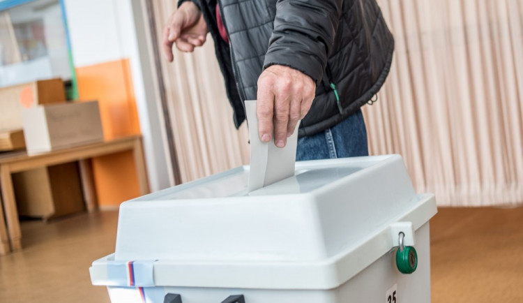 VOLBY: V Brně již odvolila téměř polovina Brňanů