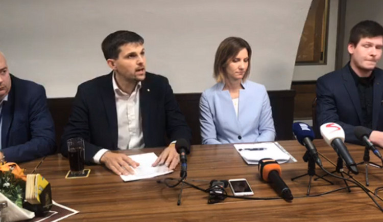Koalice v Brně dnes představila koaliční smlouvu, podepsat se má o víkendu