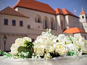 TIPY NA VÍKEND: Svatební víkend na Špilasu, festival jógy, Dušičky a Balkan Bashavel