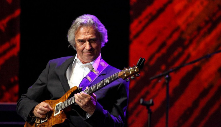 John McLaughlin