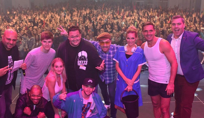 Společné foto na festivalu Life!