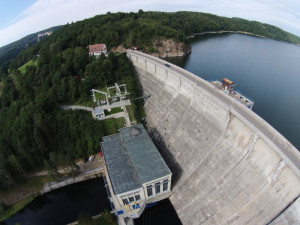 Rekonstrukce hráze přehrady Vranov skončí na čas. Lidem se otevře už na jaře