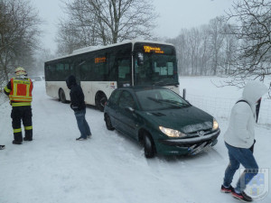 Kvůli sněhu nabírají autobusy na jižní Moravě zpoždění
