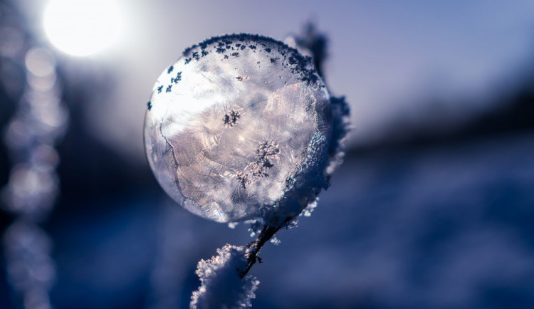 POČASÍ NA NEDĚLI: Zataženo a teploty přes den okolo bodu mrazu