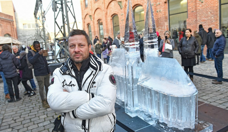 Autor: Tino Kratochvíl