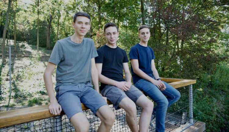 Zakladatelé projektu Nenech to být Jan Sláma, David Špunar a Pavel Ihm