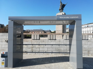 Chytrá zastávka na Moravském náměstí