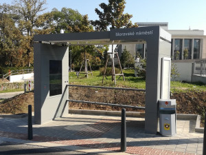 Chytrá zastávka na Moravském náměstí