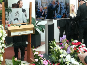 Poslední rozloučení s Jiřím Pechou