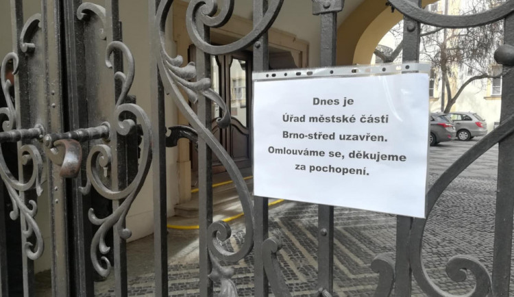 Úřad MČ Brno-střed je dnes uzavřen