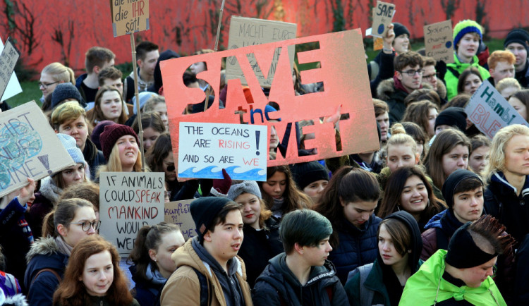 Brněnští středoškoláci se zítra připojí ke stávce švédské dívky. Chtějí upozornit na změnu klimatu