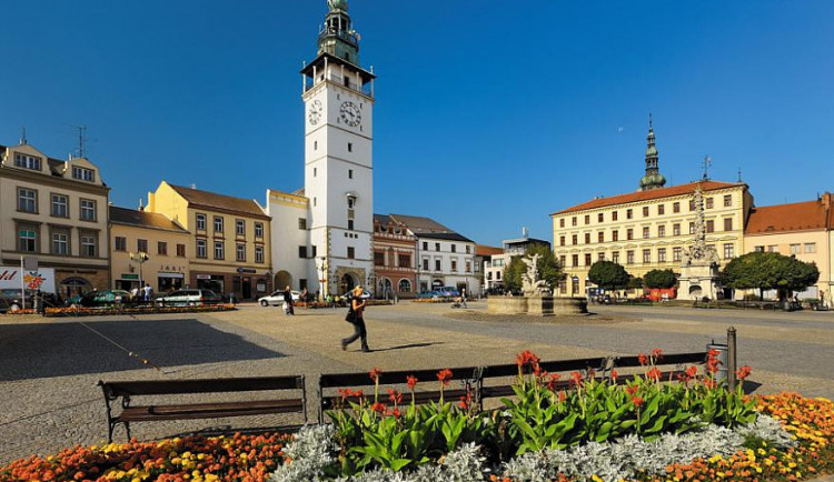 Vyškov chce více zeleně na náměstí, přibudou i nové lavičky