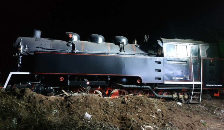 Vykolejená lokomotiva