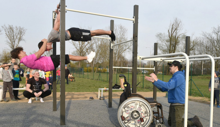 Workoutové hřiště pro handicapované