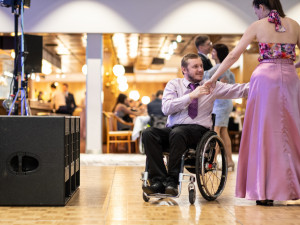 Momentky z Plesu pro Fenix