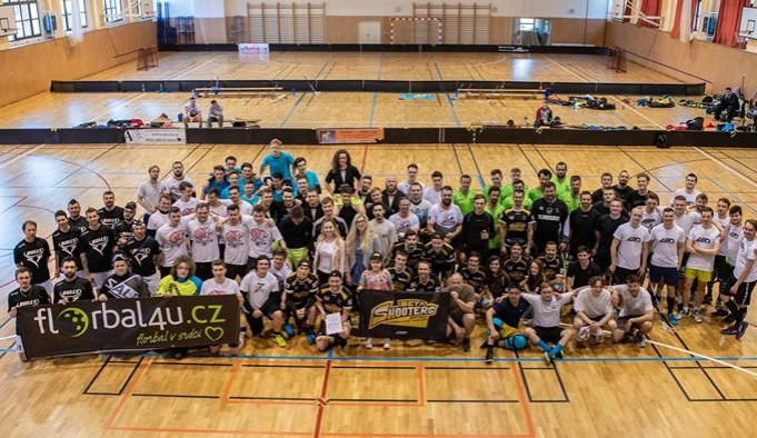 Účastníci benefičního turnaje