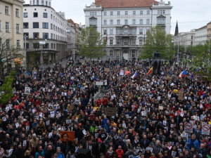 FOTO/VIDEO: Tisíce lidí pochodovaly v Brně za nezávislou justici