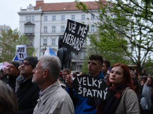 Demonstrace na Moravském náměstí