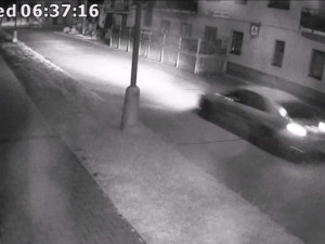 VIDEO: Neznámý řidič v Brně úmyslně srazil chodce, muž utrpěl vážná zranění