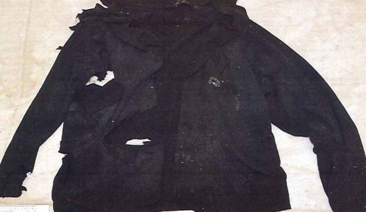 Nevíte, komu patří tento kus oblečení?