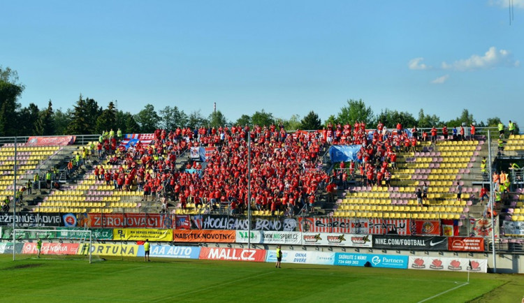 Do Příbrami přijelo obrovské množství fanoušků z Brna