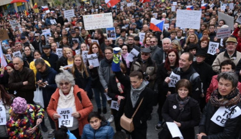Na náměstí Svobody proběhne další vlna protestů proti Andreji Babišovi