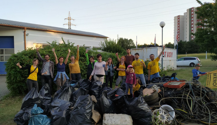 66533276_385085392129361_7042287962050002944_n