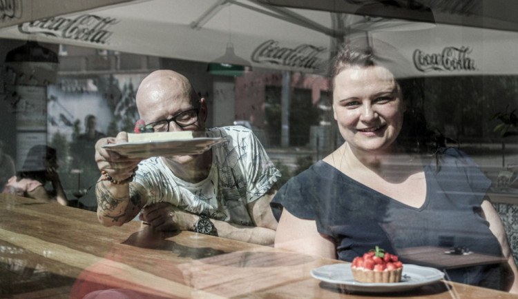 Iva a Jarda ve svém Cukrovém nebi