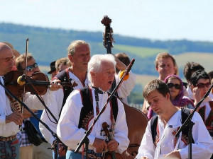 Začínají folklorní Horňácké slavnosti, potrvají do neděle