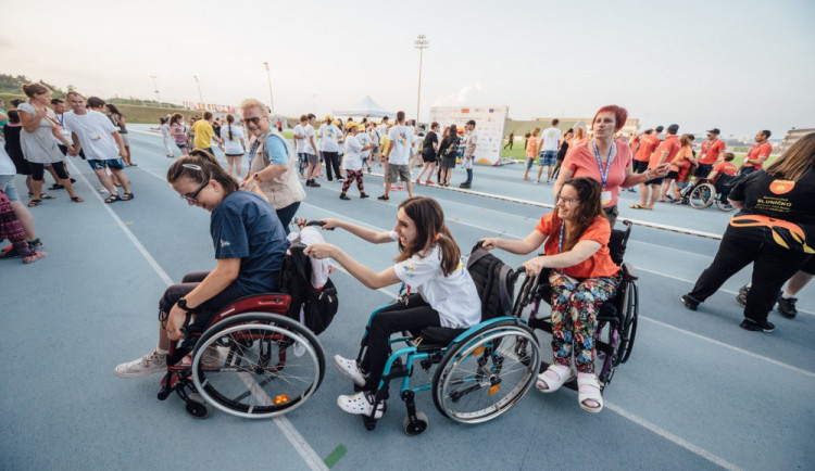 Handicapovaným sportovcům budou nově pomáhat váleční veteráni