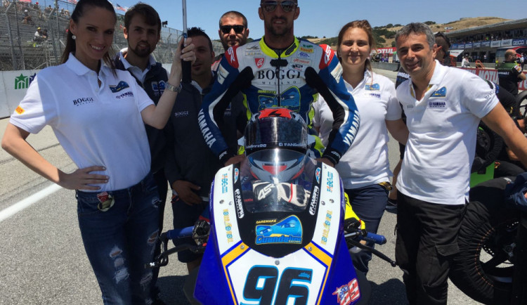 Myšlenky na návrat nemám, říká bývalý profesionální motocyklový závodník Jakub Smrž