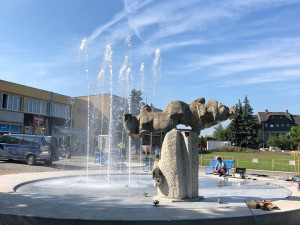 Nově opravené Juliánovské náměstí