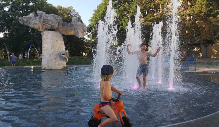 Fontána na Juliánovském náměstí