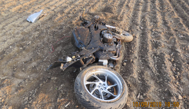 VIDEO: Motorkář se srazil s osobákem, na místě zasahovaly dva vrtulníky