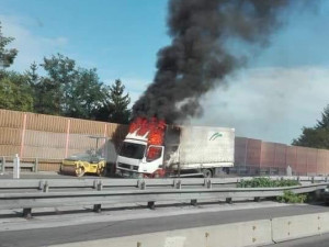 70537731_2471761576224135_385459893043200000_n