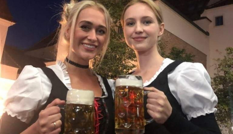 Oktoberfest na Zelňáku s plnými tupláky