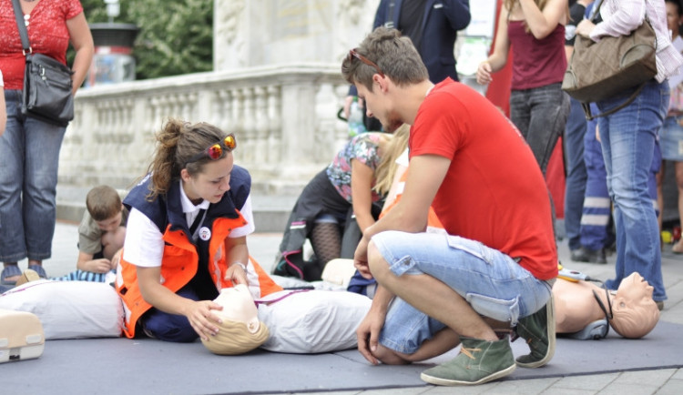 Jak provést první pomoc u dětí? Vše nezbytné objasní chystané semináře