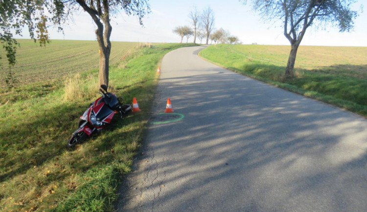 Muž boural na mopedu, nadýchal téměř čtyři promile