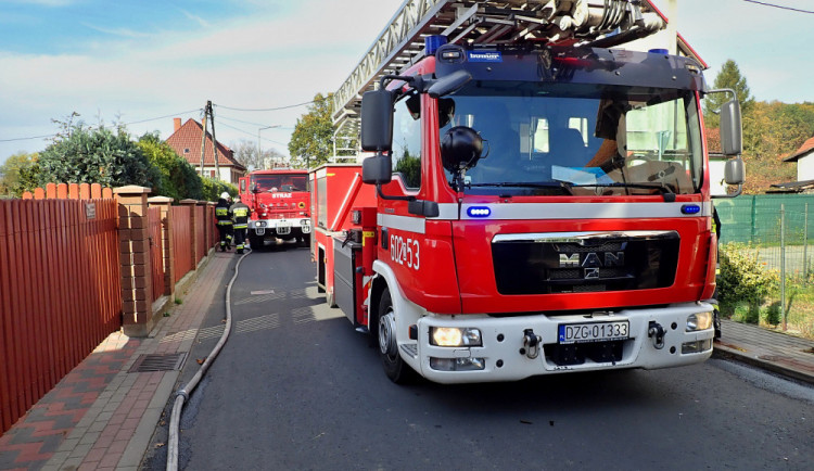 Hasiči z Frýdlantu a Raspenavy pomohli polským kolegům při požáru domu