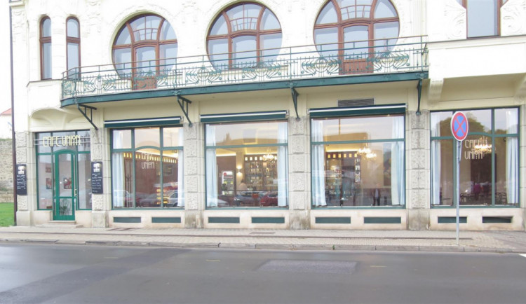 Českolipáci se dočkají obnovy parku, nové fasády kavárny Union i pořízení dvou serverů