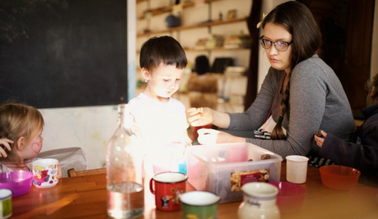 V Liberci vznikne první komunitní škola. Předškoláčci se přesunou do jurty