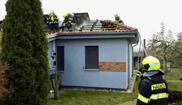 Ve Znojmě hořel rodinný dům, škoda přesáhla milion korun