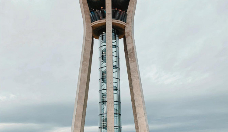 Před Vánocemi se ještě jednou zpřístupní vodojem Ohrazenice